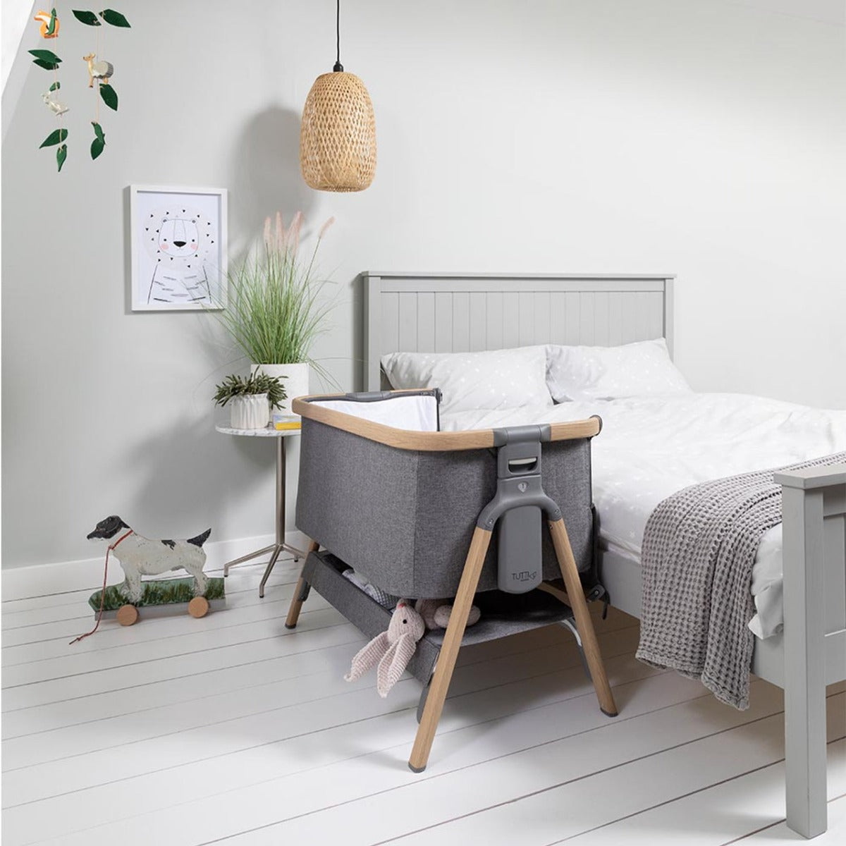 Tutti Bambini CoZee Bedside Crib - Oak and Charcoal 5