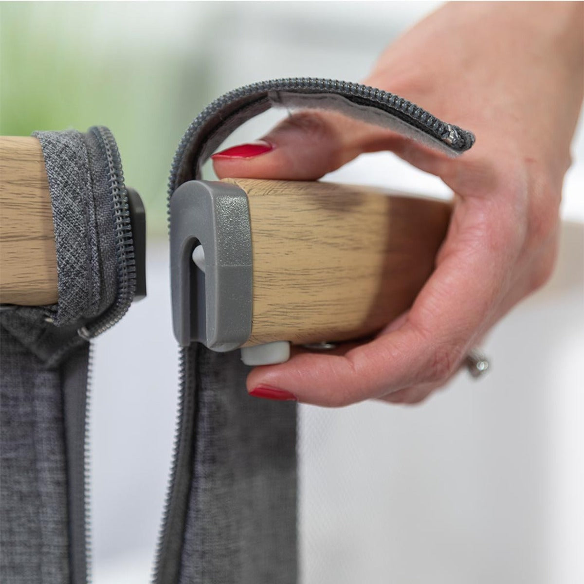 Tutti Bambini CoZee Bedside Crib - Oak and Charcoal 7