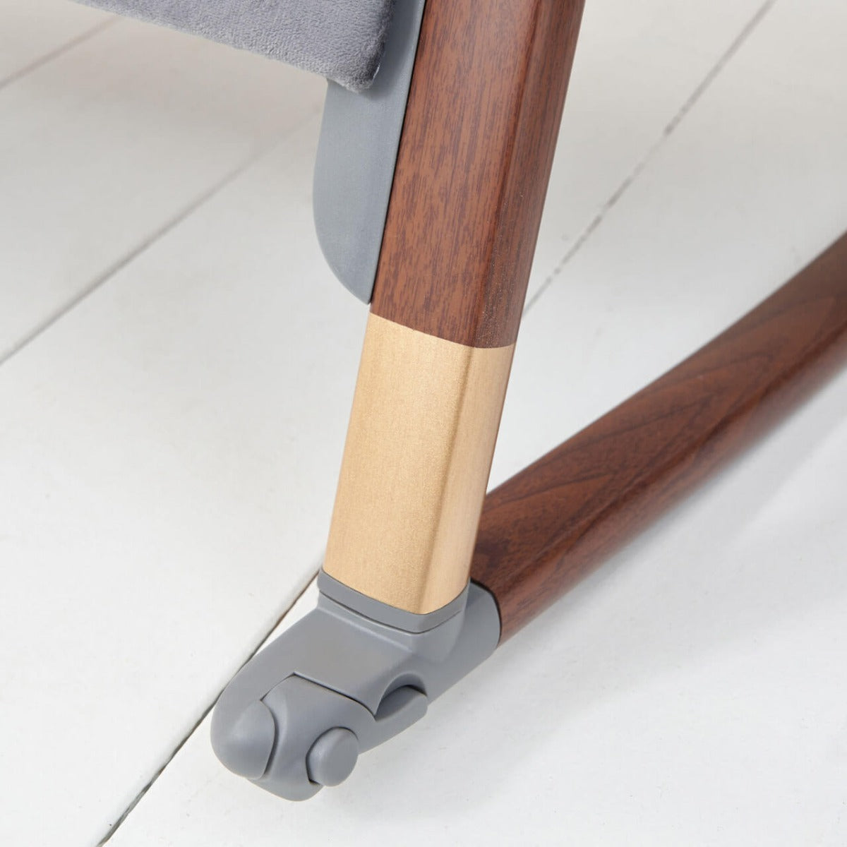 Tutti Bambini CoZee Luxe Rocking Bars - Walnut 5