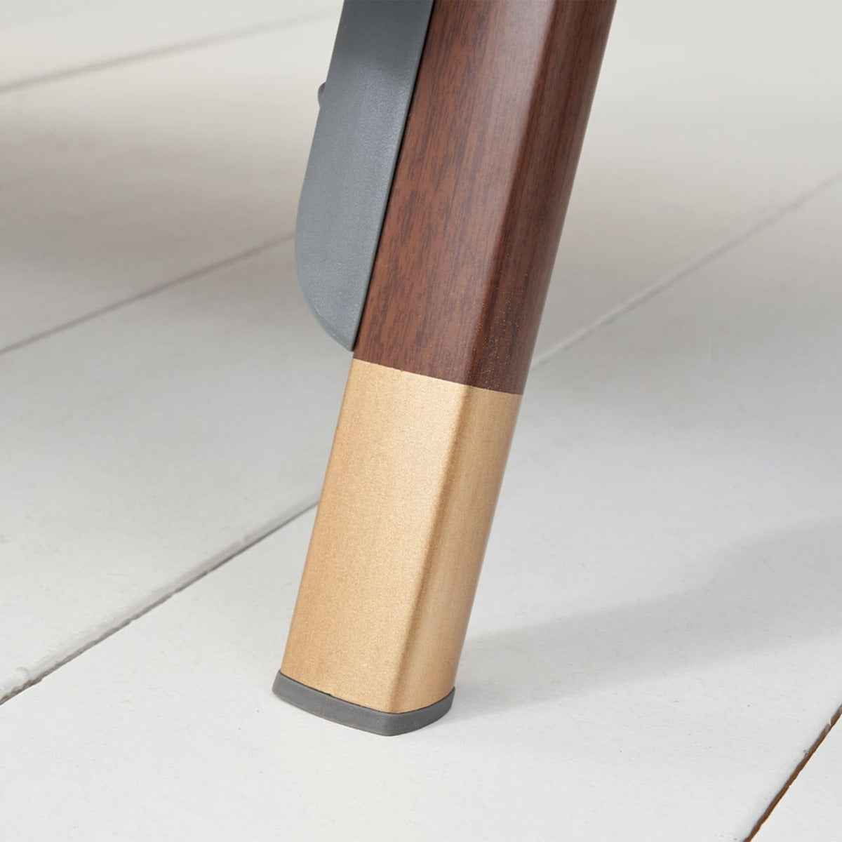 Tutti Bambini CoZee Luxe Bedside Crib - Walnut/Cream 2