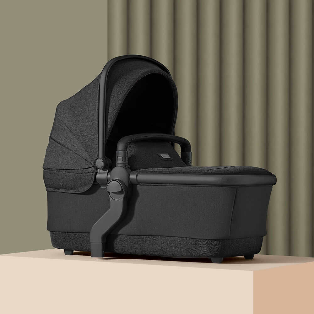 Silver Cross Wave 3 Carrycot - Onyx 2