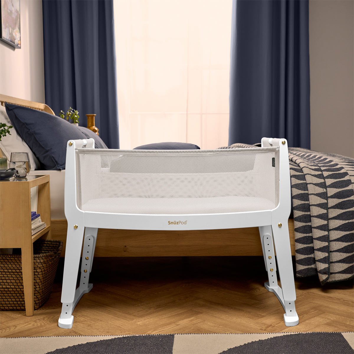 SnuzPod Studio Bedside Crib - Paris