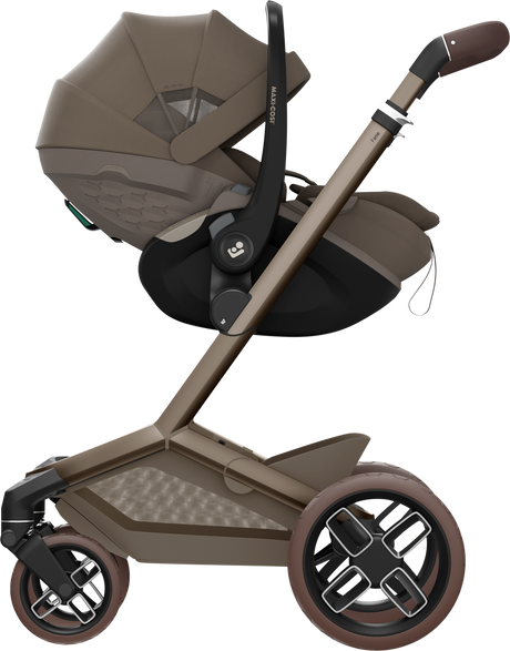Maxi-Cosi Fame 10 Piece Premium Travel System - Oak Truffle