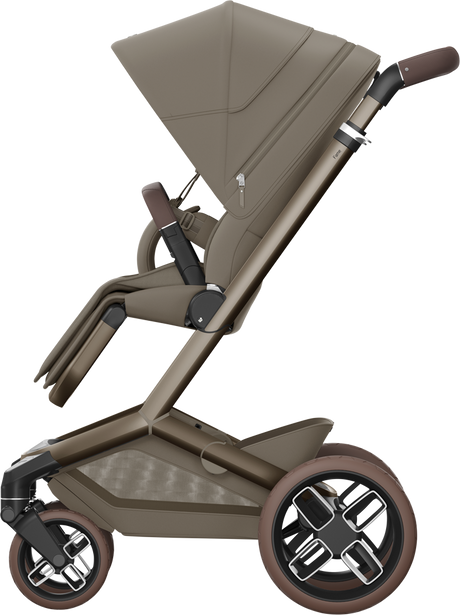 Maxi-Cosi Fame 10 Piece Premium Travel System - Oak Truffle