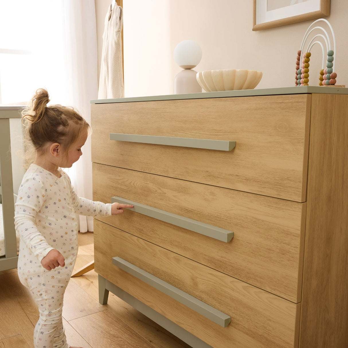 Tutti Bambini Hallee Chest Changer - Sage & Golden Oak
