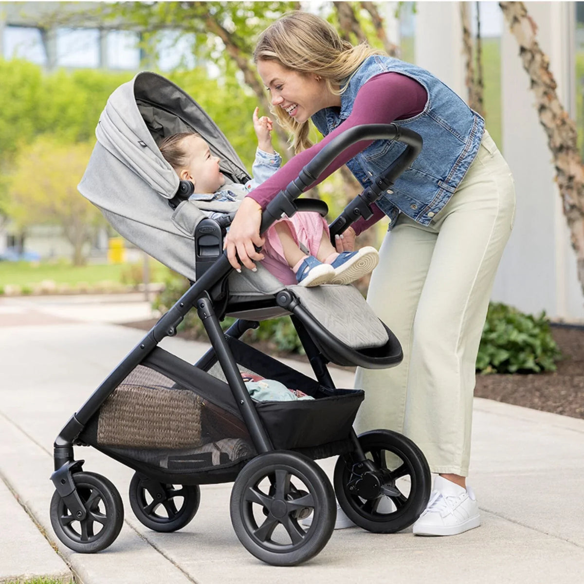 Graco Near2Me DLX Trio Travel System - Ash