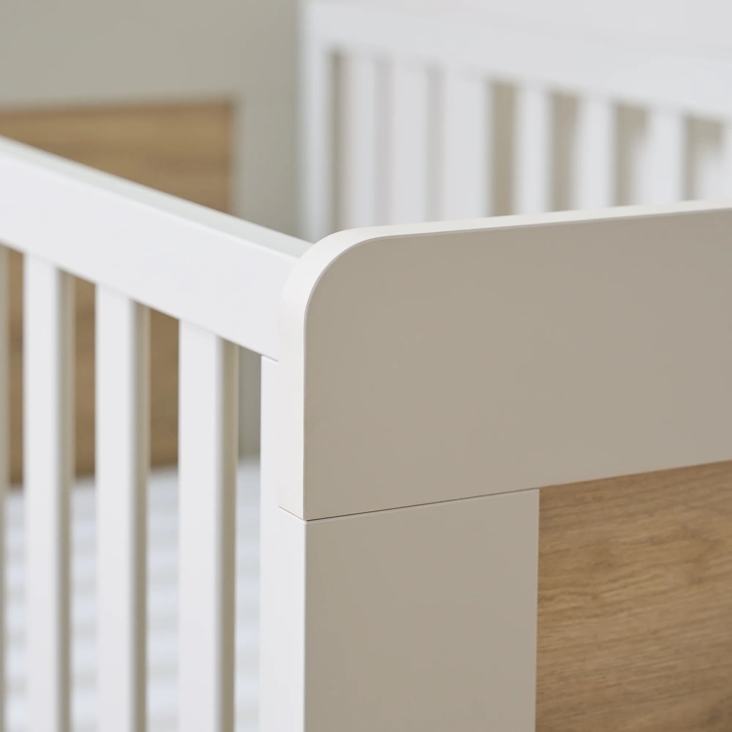 Tutti Bambini Essentials Alba Mini Cot Bed - White Sand/Distressed Oak