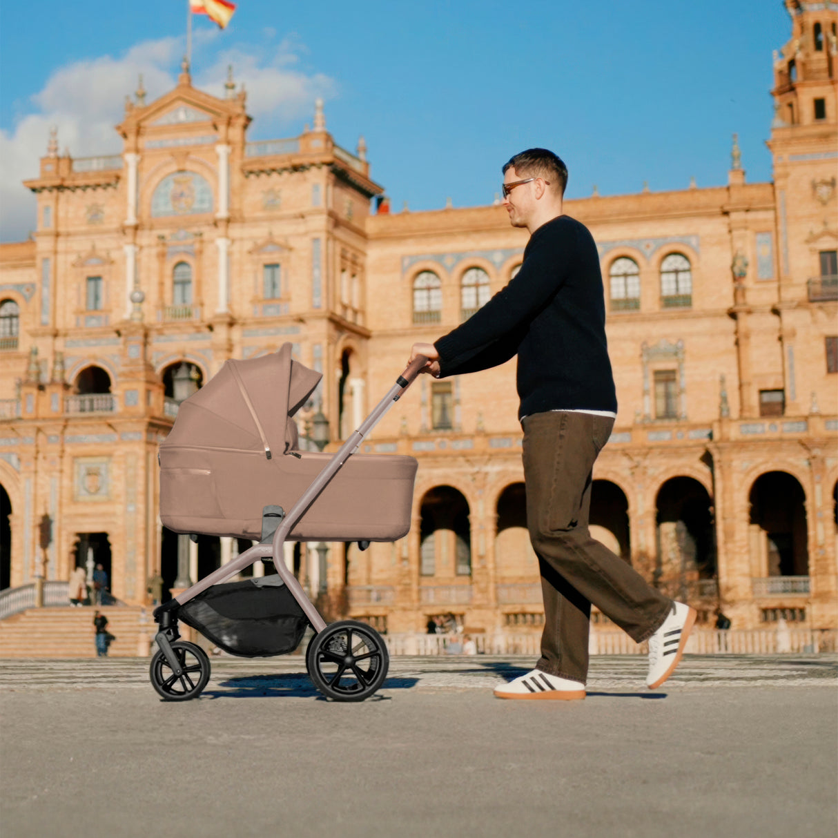 Silver Cross Breez Ultimate 360 Family Car Seat Bundle - Champagne