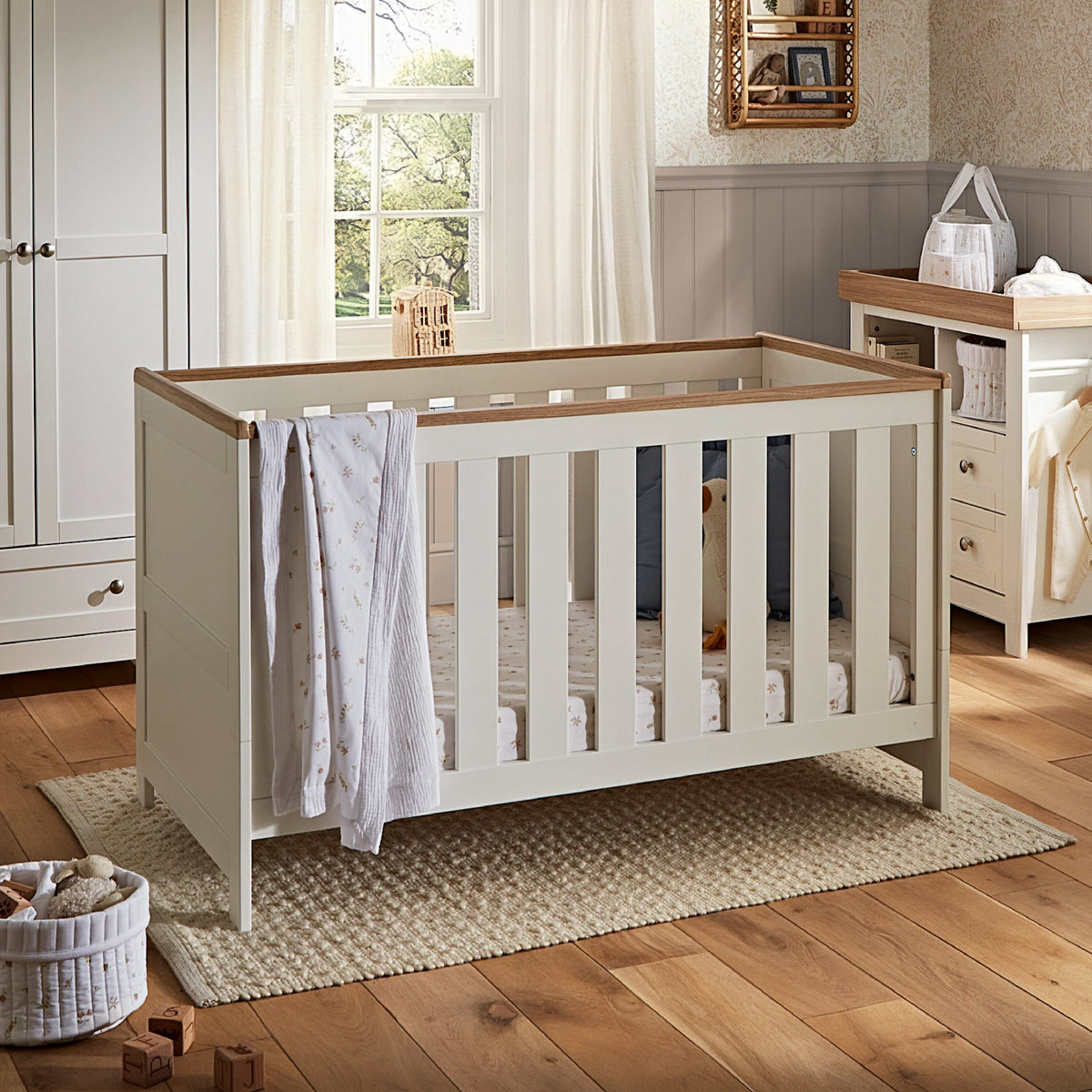 CuddleCo Burford Cot Bed - White & Oak