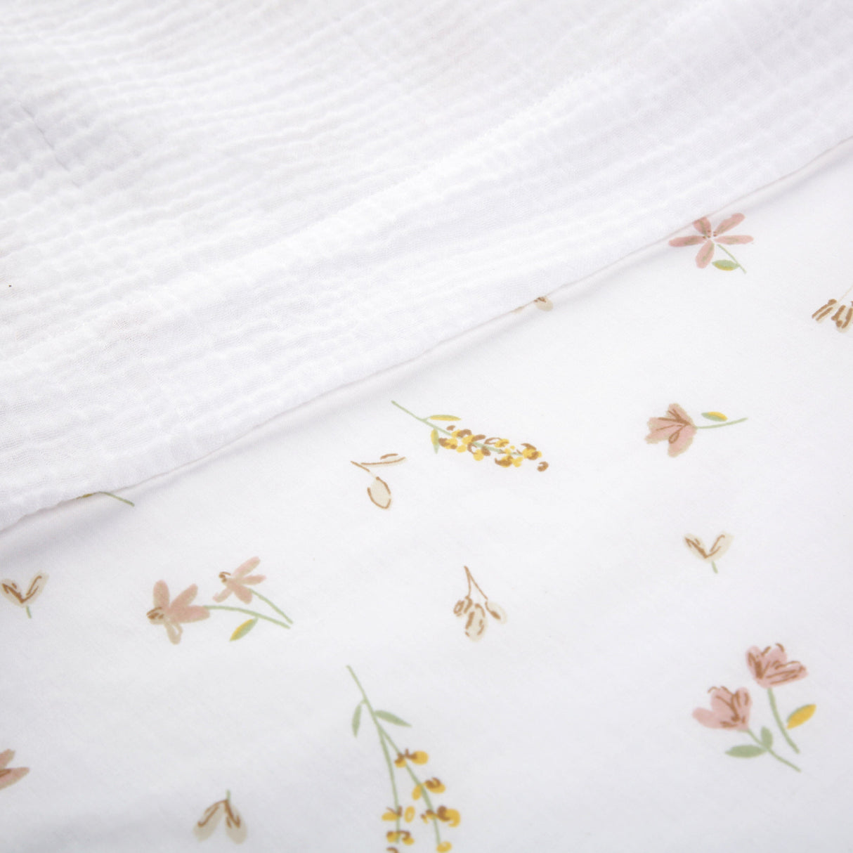 CuddleCo Comforter Blanket - Cashmere Meadow