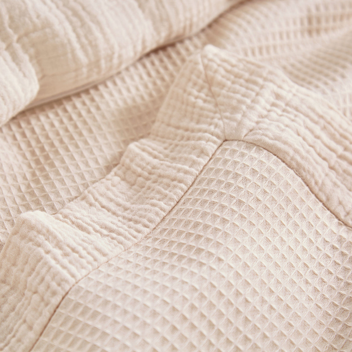 CuddleCo 4 Piece Cot Bed Bedding Set  - Cashmere Waffle