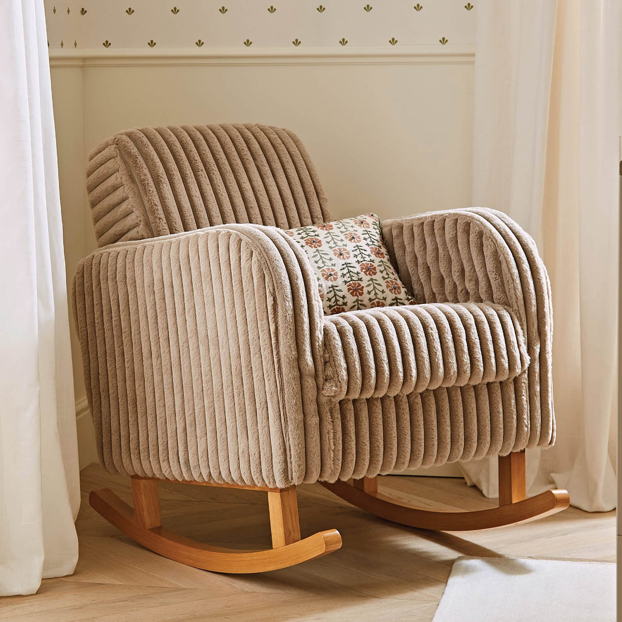 CuddleCo Etta Faux Fur Nursing Chair - Mink