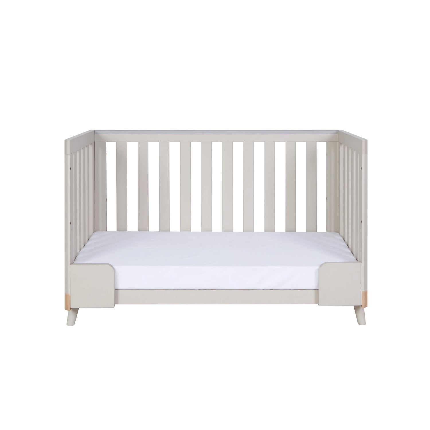 Tutti Bambini Hygge Mini Cot Bed - Light Oak/White Sand
