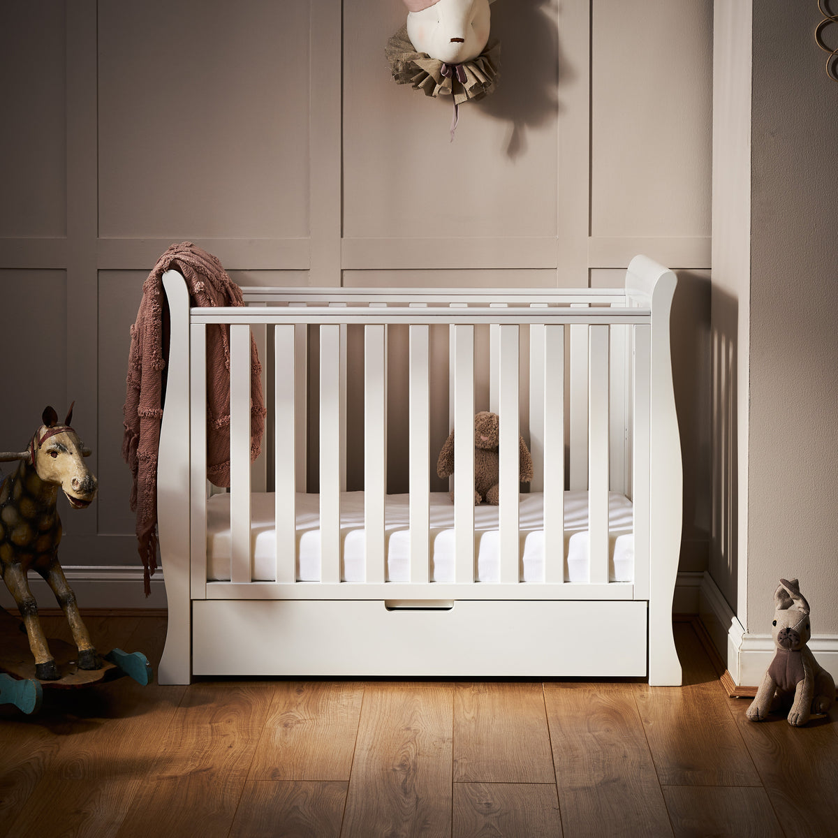 Obaby Stamford Space Saver Sleigh 2 Piece Room Set - White