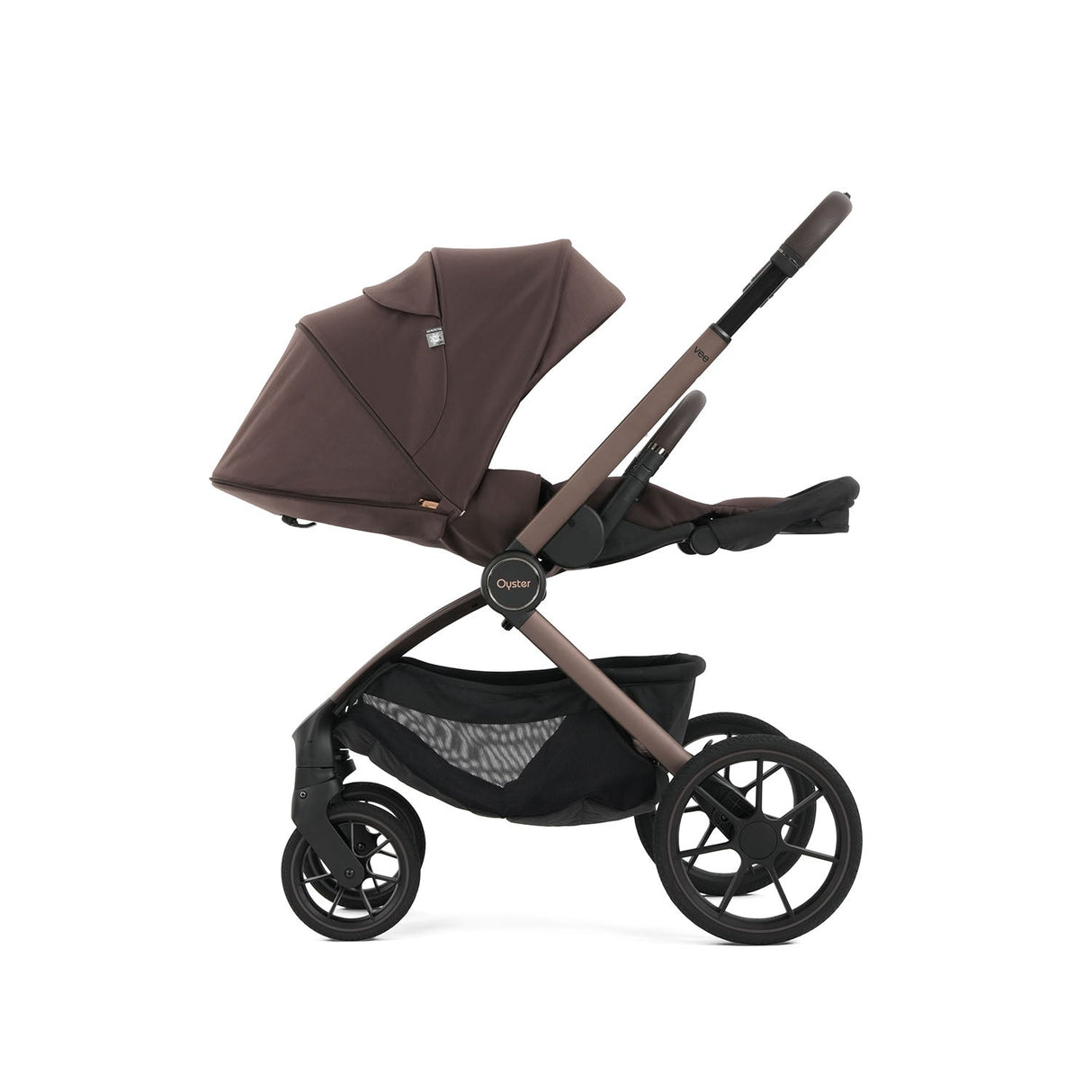 Oyster Vee Pushchair & Accessory Bundle - Chocolate