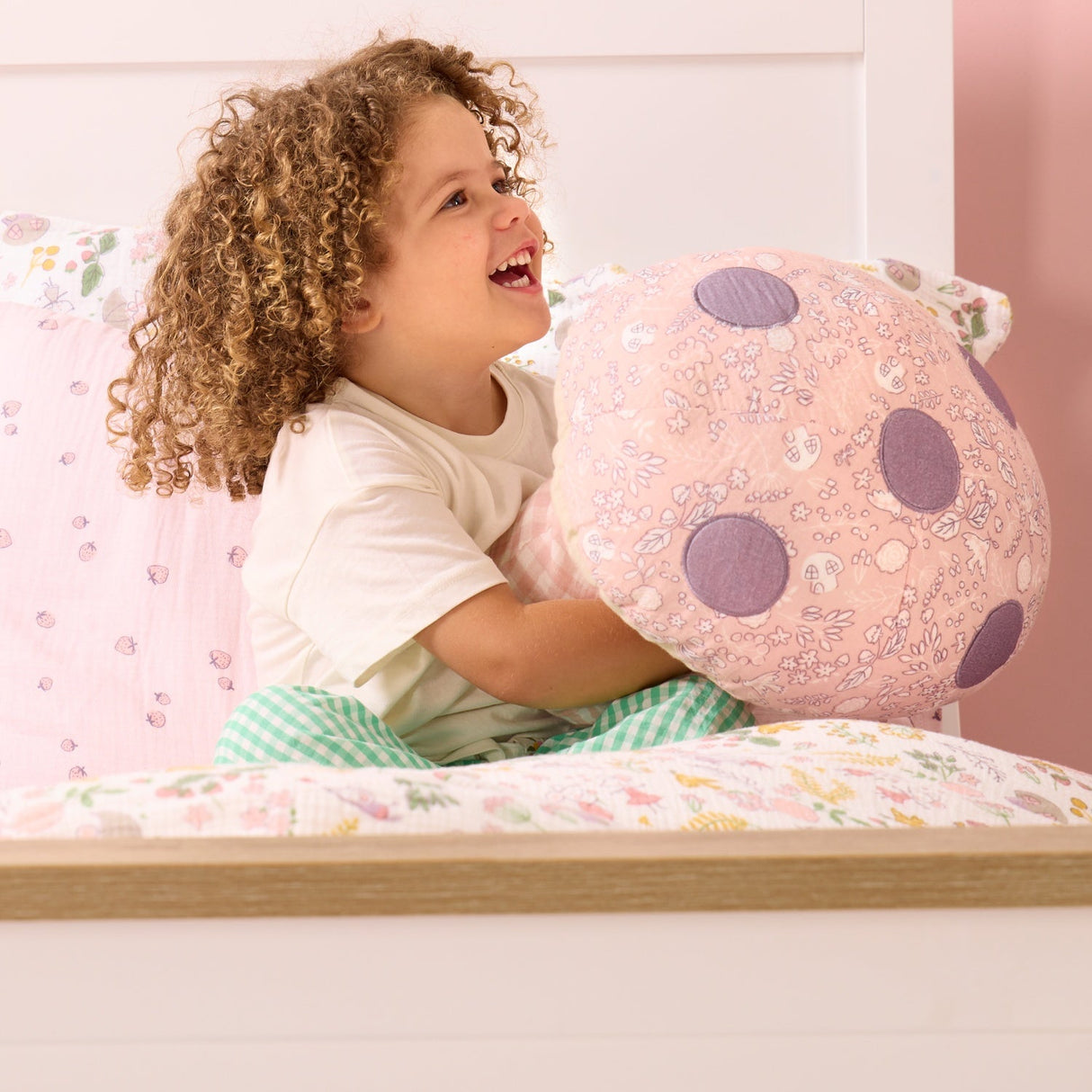 Tutti Bambini Soft Muslin Mushroom Cushion - Tiny Tails