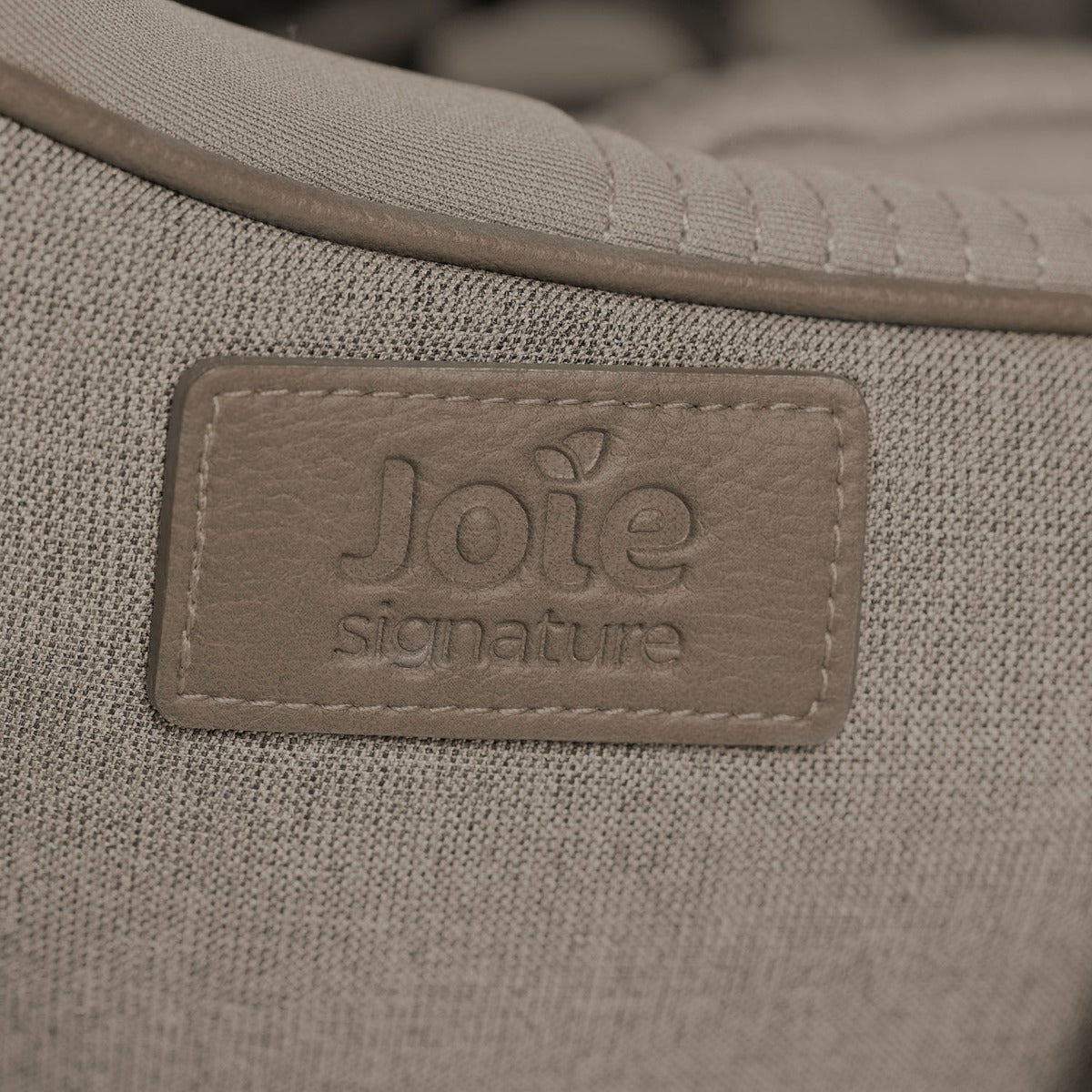 Joie i-Level Pro Signature i-Size Car Seat - Maple 20