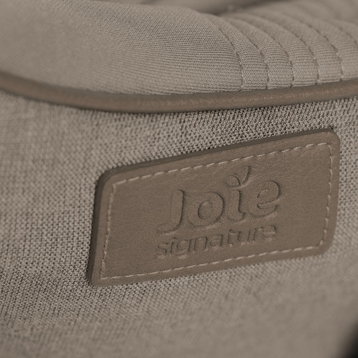 Joie i-Level Pro Signature i-Size Car Seat - Maple 21