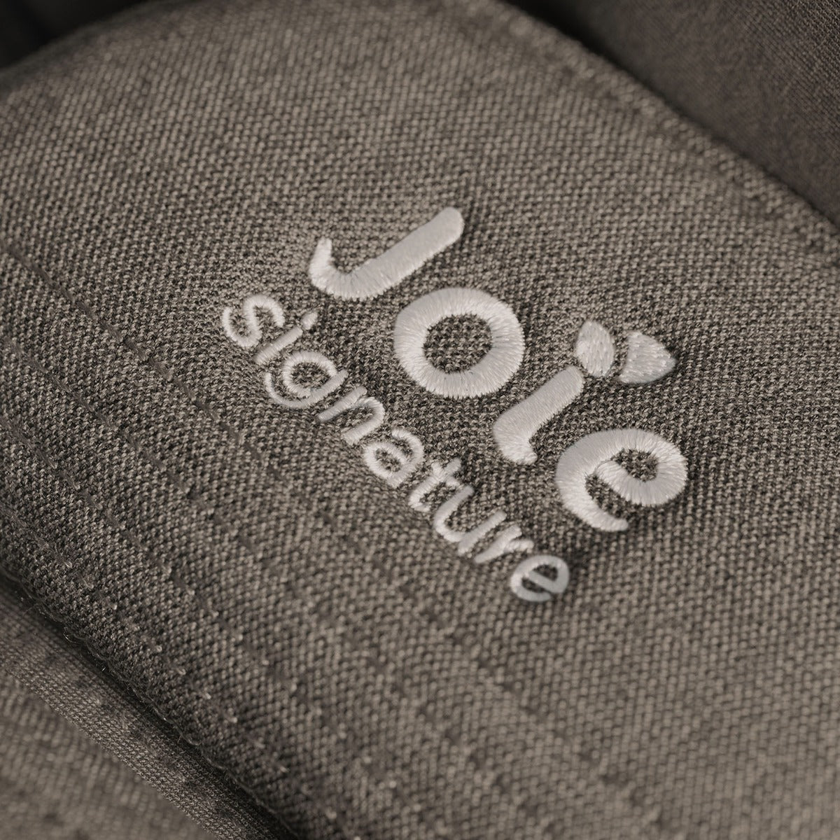 Joie i-Level Pro Signature i-Size Car Seat - Maple 25