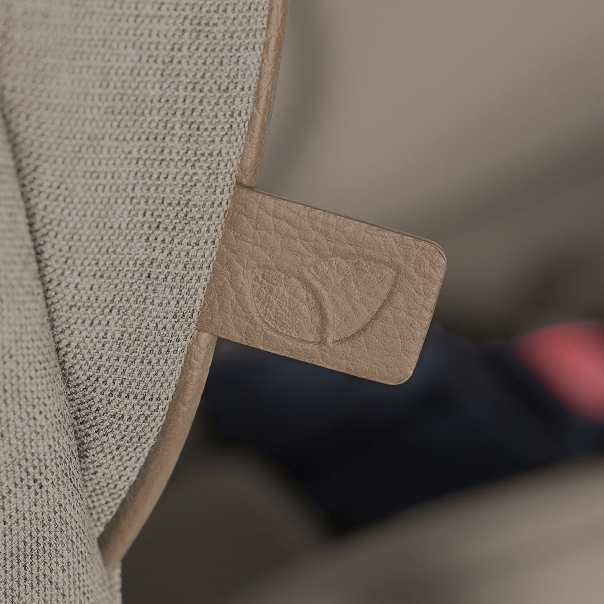 Joie i-Level Pro Signature i-Size Car Seat - Maple 28