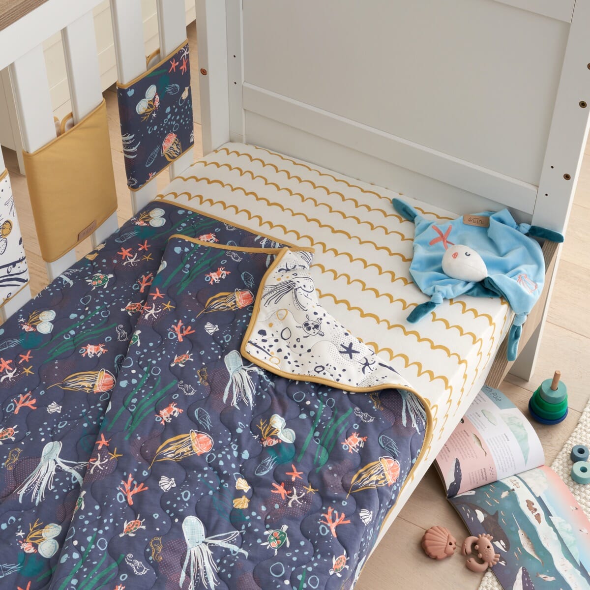 Tutti Bambini Cot/Cot Bed Coverlet - Our Planet