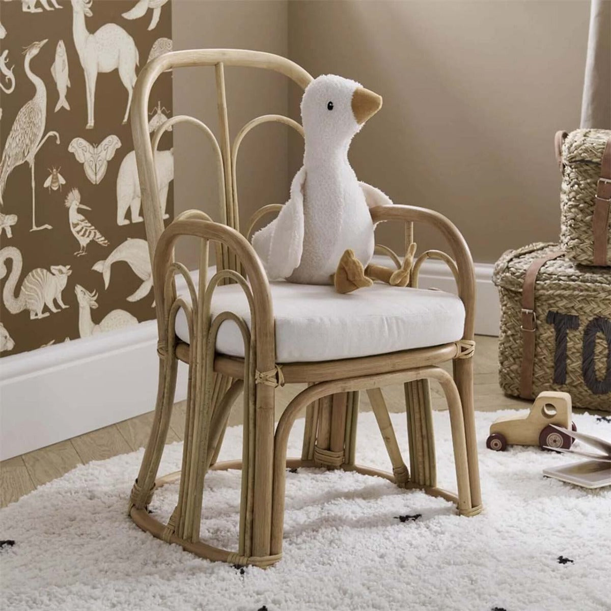 CuddleCo Aria Wave Toddler Chair - Rattan 1