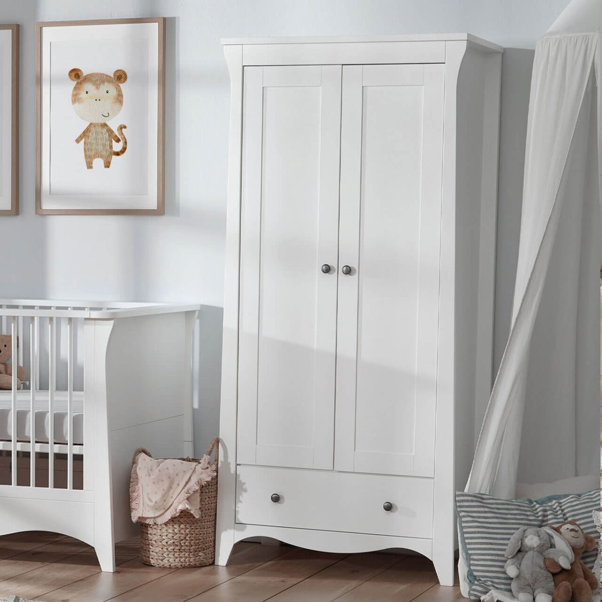 CuddleCo Clara 2 Door Double Wardrobe - White 1