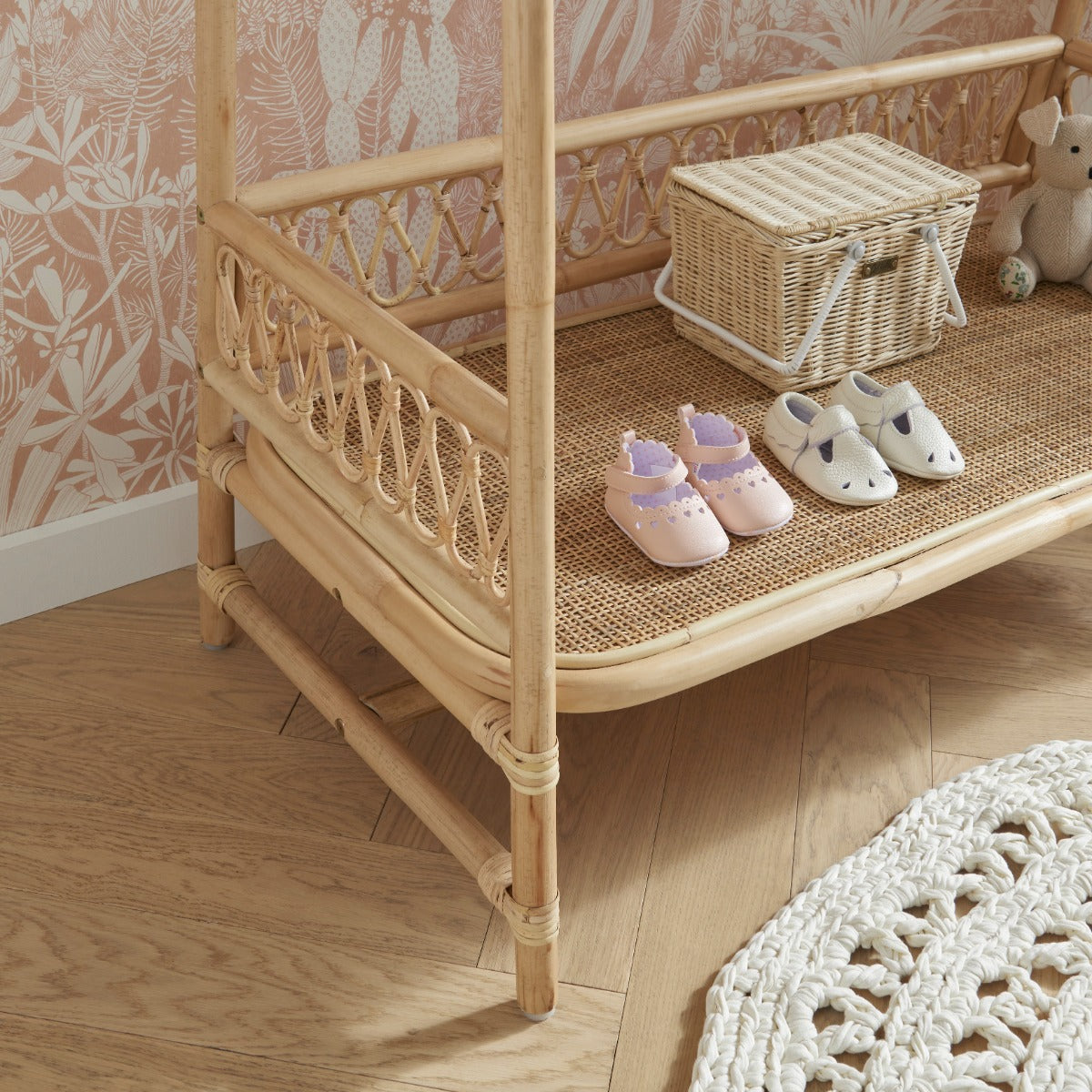 CuddleCo Aria 3 Piece Set With Crib, Changer & Clothes Rail - Rattan 11