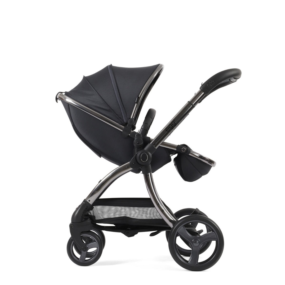 Egg 3 Luxury Shell 360 Travel System Bundle - Carbonite