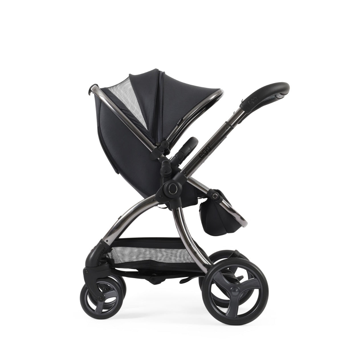 Egg 3 Luxury Shell 360 Travel System Bundle - Carbonite