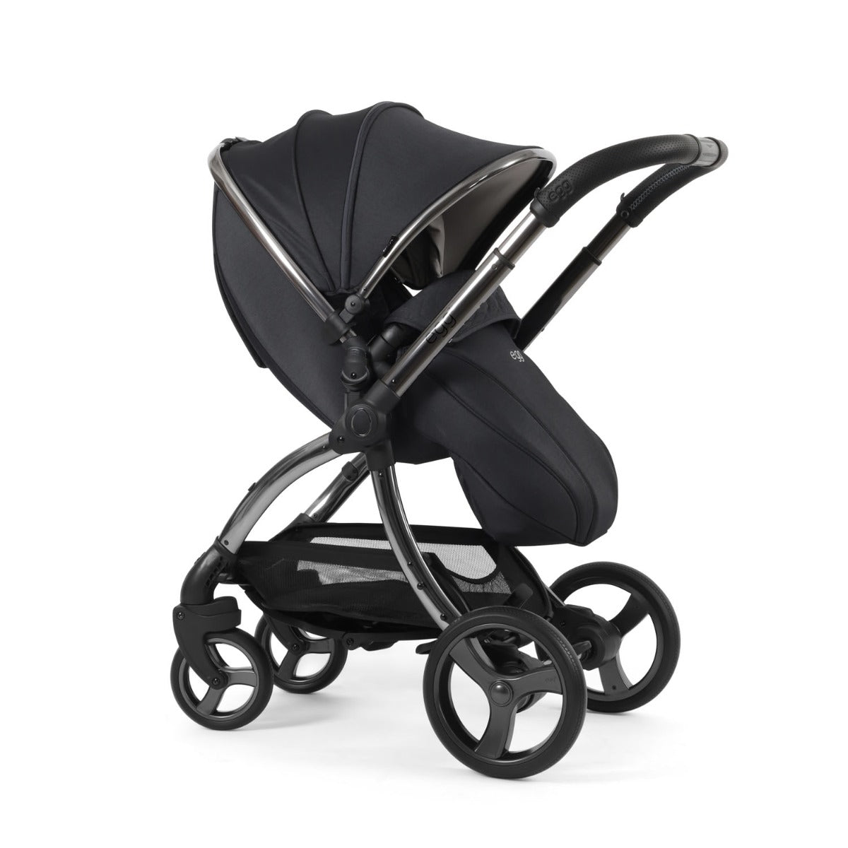 Egg 3 Luxury Shell 360 Travel System Bundle - Carbonite