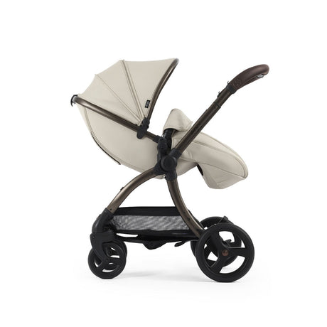 Egg 3 Luxury Shell i-Size Travel System Bundle - Cashmere 23