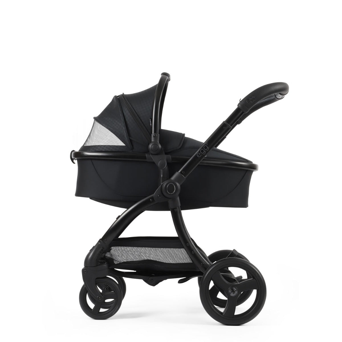 Egg 3 Luxury Shell i-Size Special Edition Travel System Bundle - Houndstooth Black 21