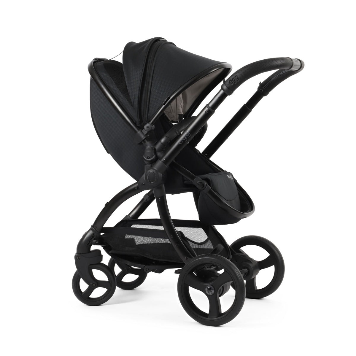 Egg 3 Luxury Cybex Cloud T i-Size Special Edition Travel System Bundle - Houndstooth Black 42