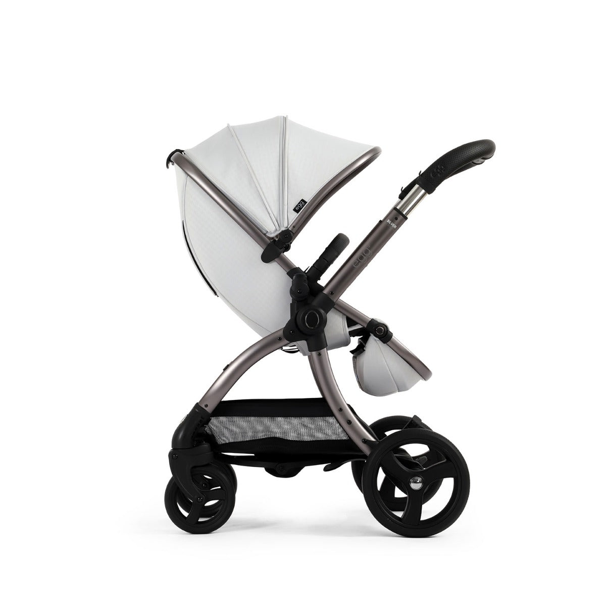 Egg 3 Luxury Cybex Cloud T i-Size Special Edition Travel System Bundle - Houndstooth Silver 67