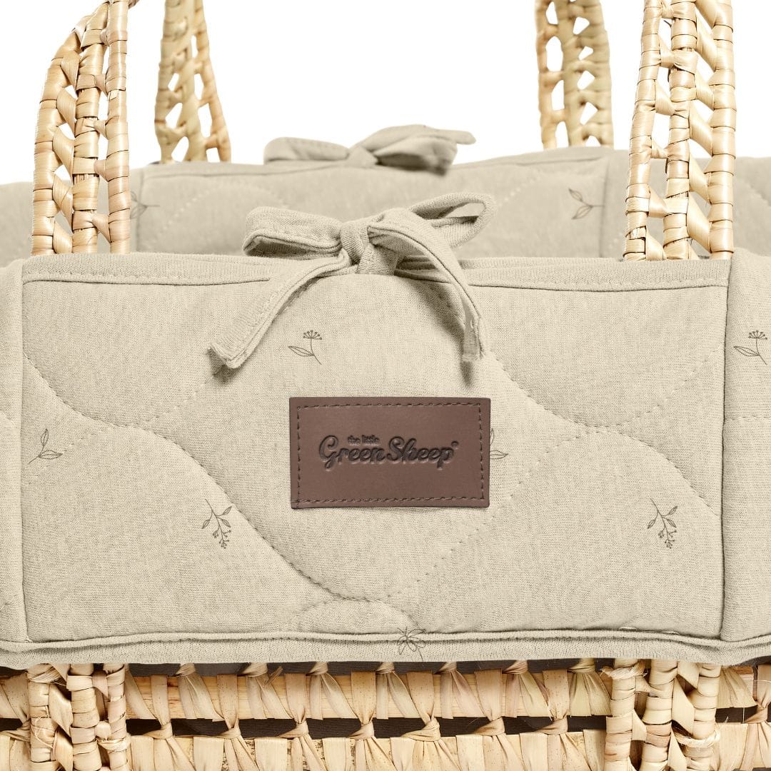 Little Green Sheep Organic Floral Quilt Moses Basket, Mattress & Walnut Foldable Stand