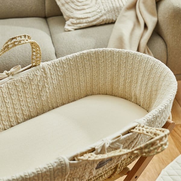 Little Green Sheep Organic Knitted Moses Basket, Mattress & Walnut Rocking Stand Linen