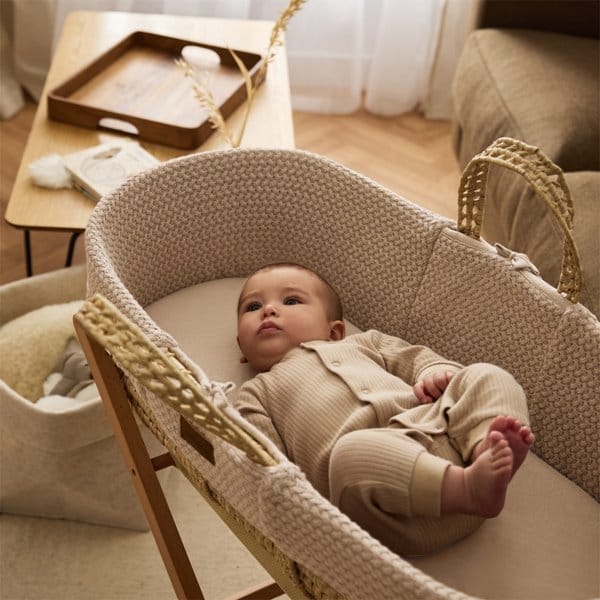 Little Green Sheep Organic Wheat Knit Moses Basket, Mattress & Natural Rocking Stand Truffle
