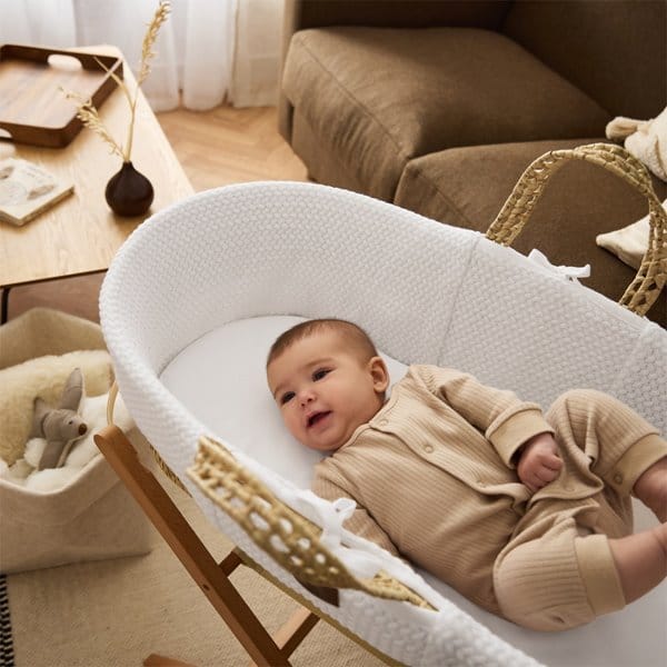 Little Green Sheep Organic Wheat Knit Moses Basket & Mattress White