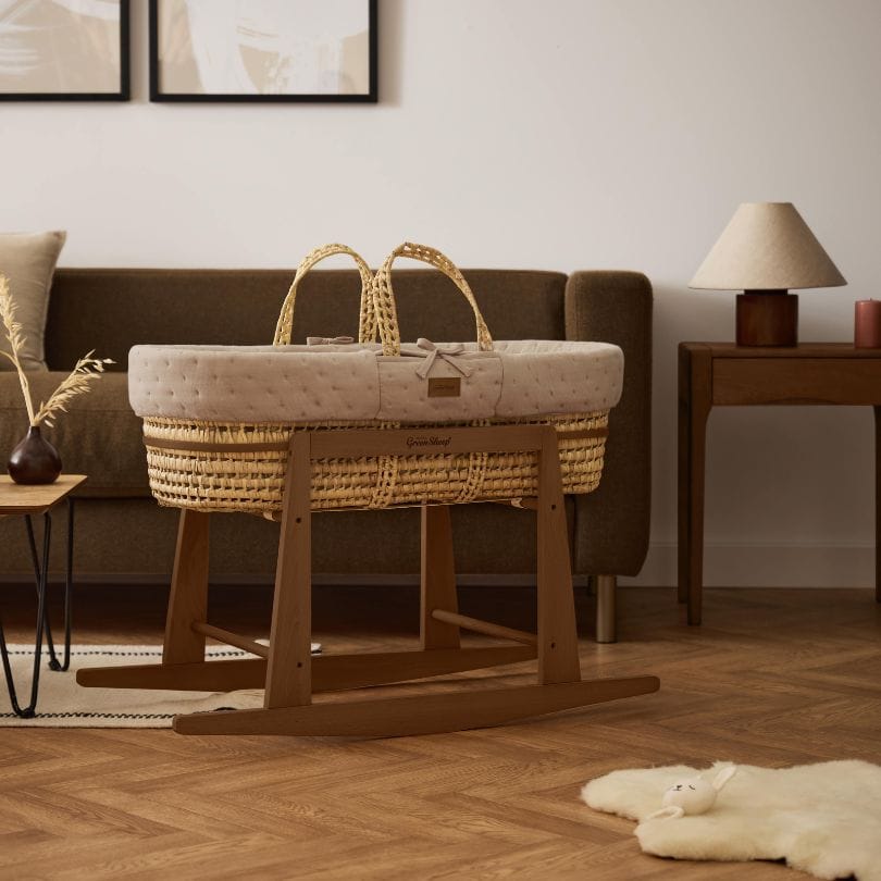 Little Green Sheep Organic Dimple Quilt Moses Basket, Mattress & Walnut Rocking Stand Truffle