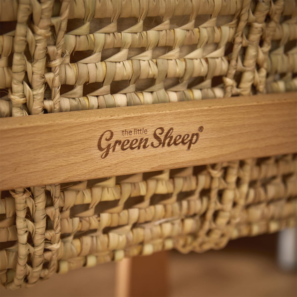 Little Green Sheep Organic Floral Quilt Moses Basket, Mattress & Natural Rocking Stand