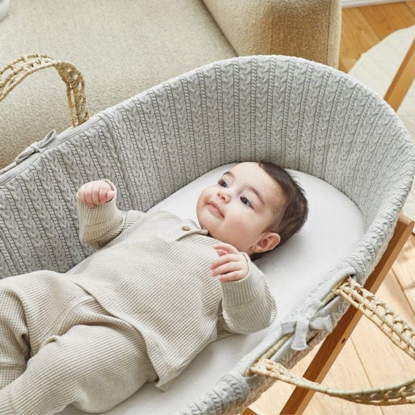 Little Green Sheep Organic Knitted Moses Basket, Mattress & Natural Foldable Stand Dove Grey