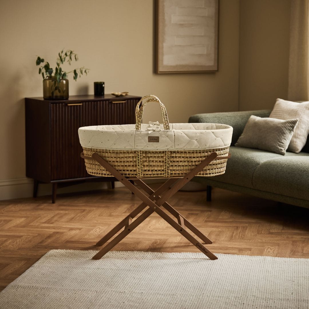 Little Green Sheep Organic Quilt Moses Basket, Mattress & Walnut Foldable Stand Linen with Cocoa Rice