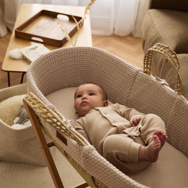 Little Green Sheep Organic Wheat Knit Moses Basket, Mattress & Natural Foldable Stand Truffle