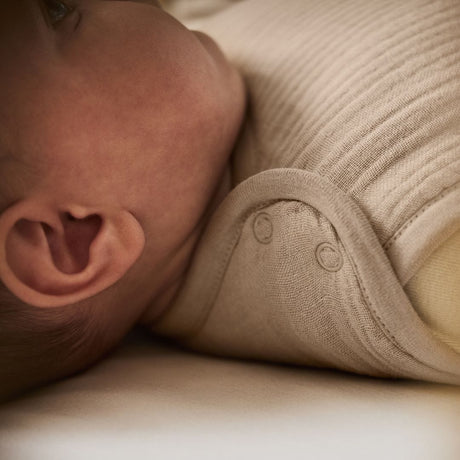 Little Green Sheep Organic Muslin Baby Sleeping Bag in Truffle - 2.5 Tog