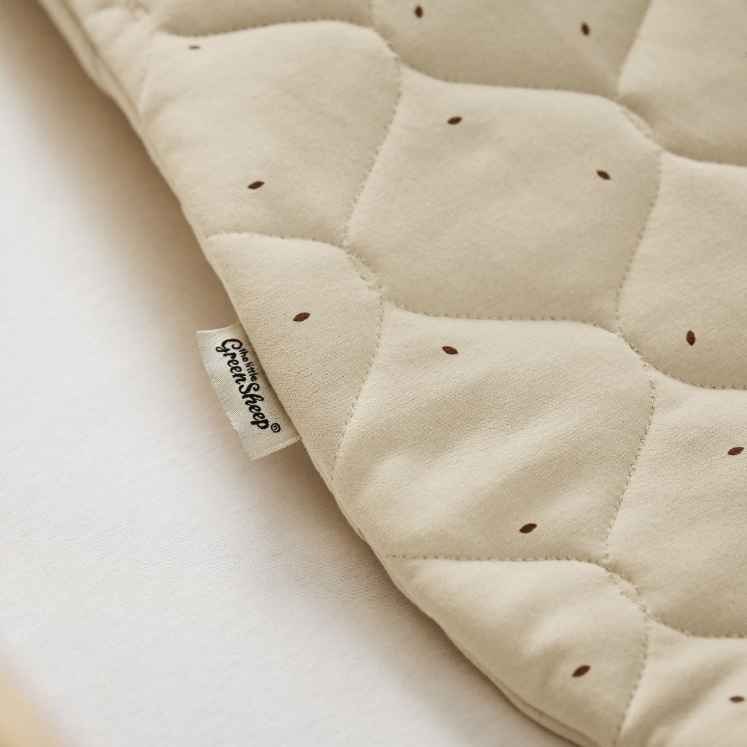 Little Green Sheep Organic Quilt Baby Sleeping Bag in Linen with Cocoa - 2.5 Tog
