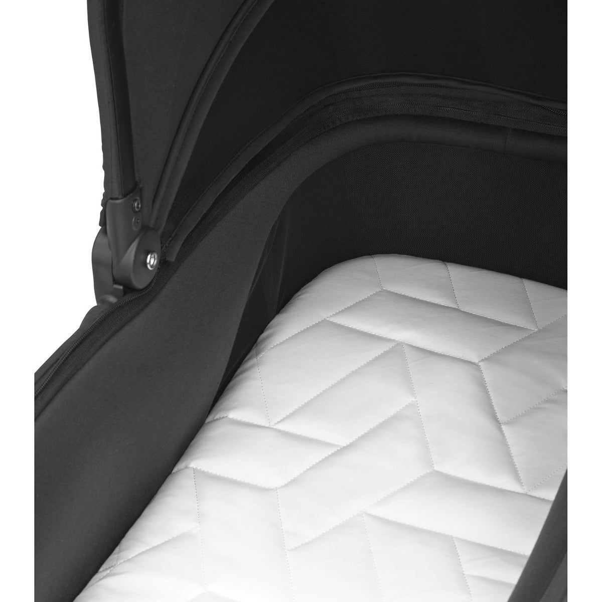 Maxi-Cosi Oxford 7 Piece Essentials Bundle - Twillic Black 4