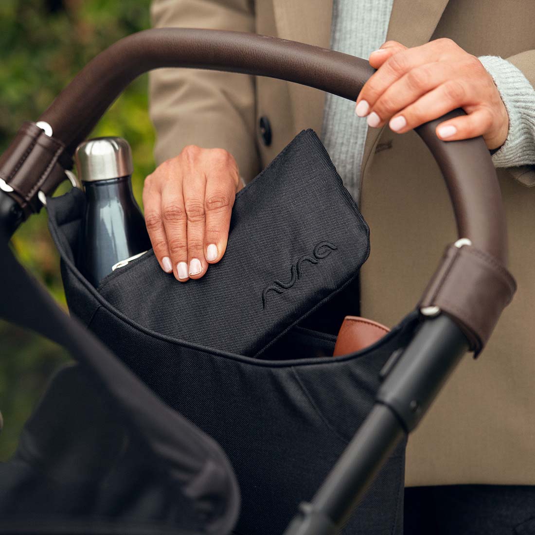 Nuna Stroller Organiser - Caviar 8