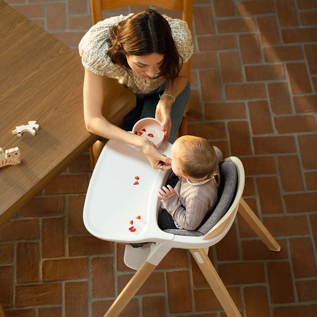 Nuna Bryn Highchair - Sanderson