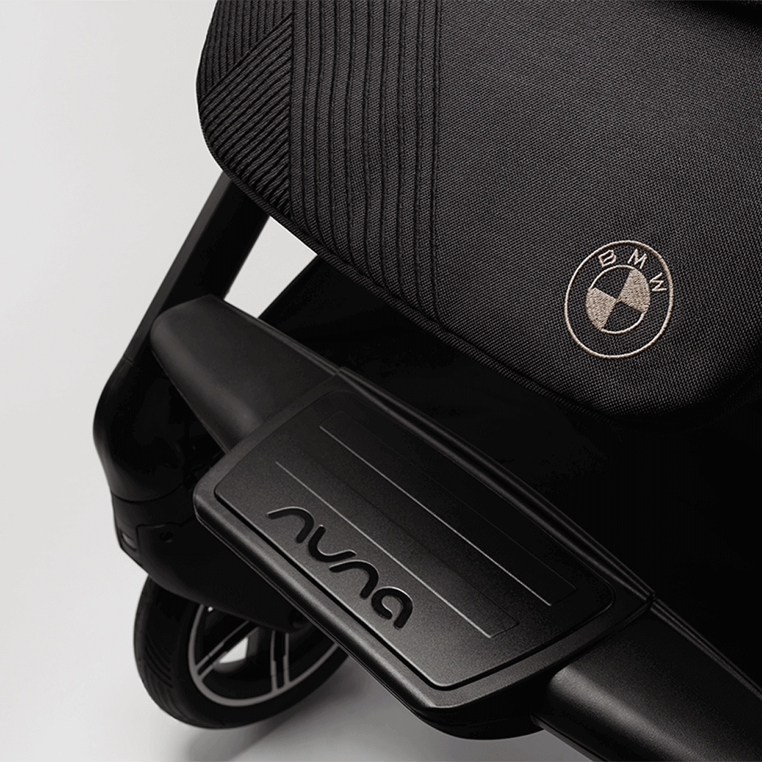 Nuna MIXX Next Pushchair BMW Collection - Element